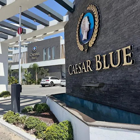 Iskiele Caesar Blue & Sea View H-49 * لارنكا